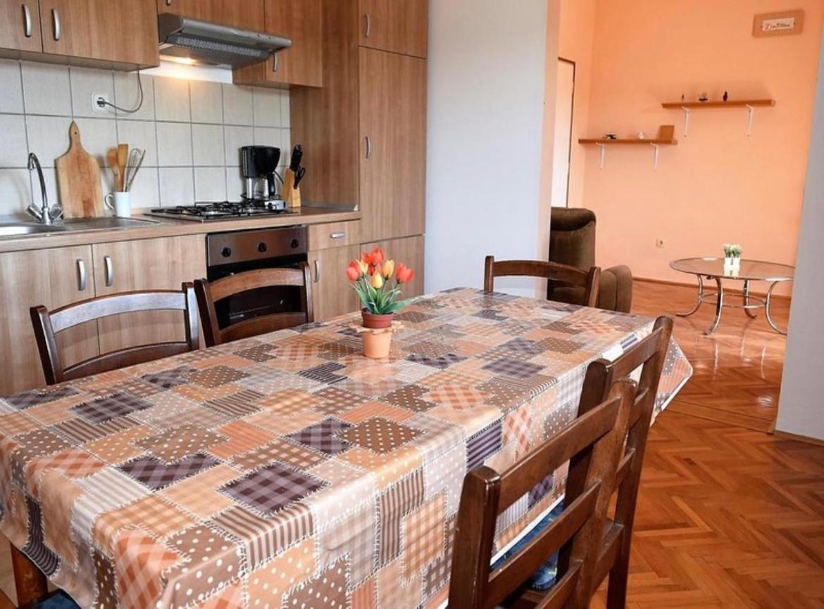 קמפור Apartment Eufemija-Rab מראה חיצוני תמונה
